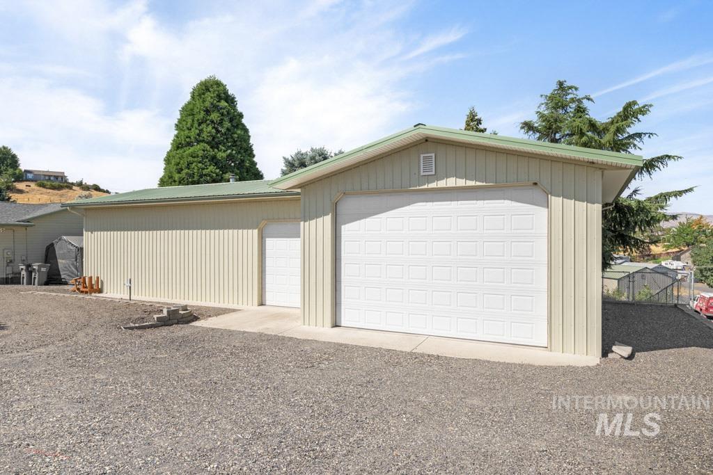 Clarkston, Washington, 99403, United States, 3 Bedrooms Bedrooms, ,Residential,For Sale,1901877