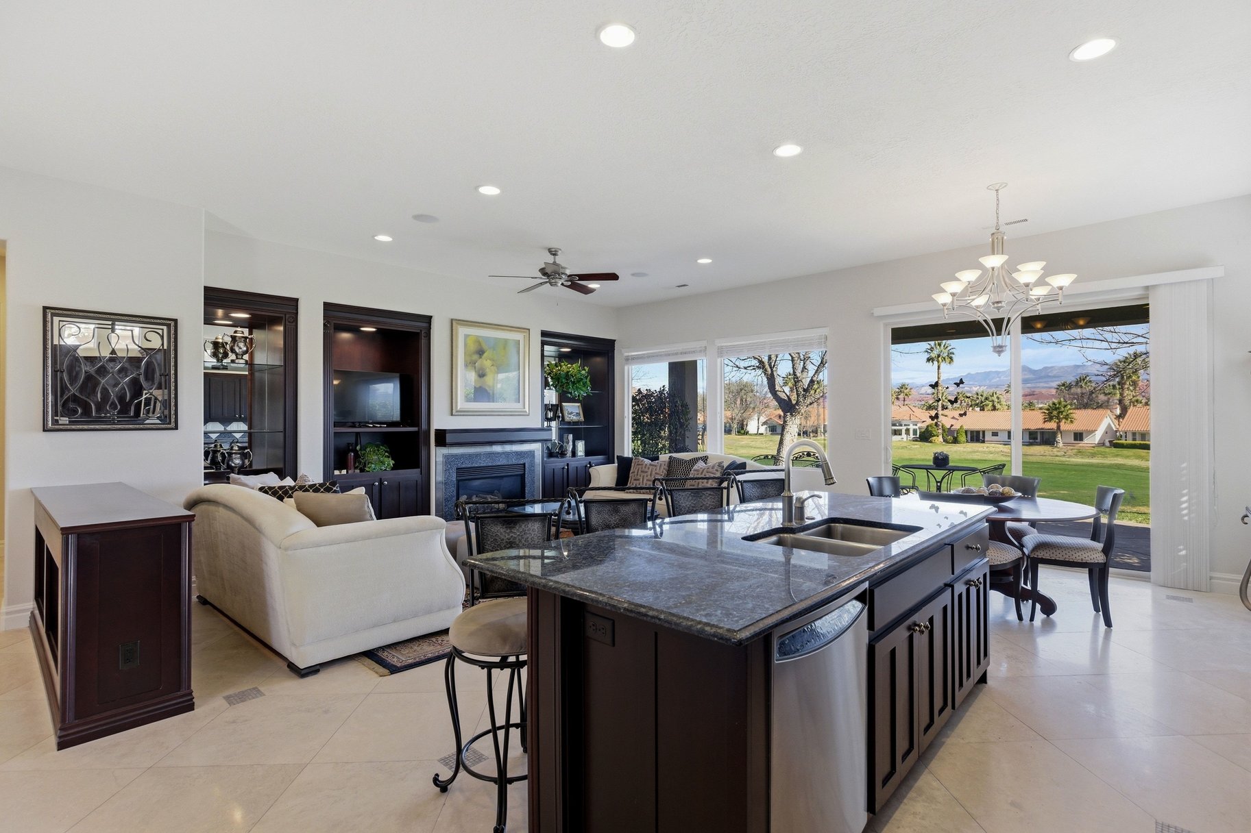  Former Model Home in Sunbrook community sits directly on golf course with Views - 物件實景