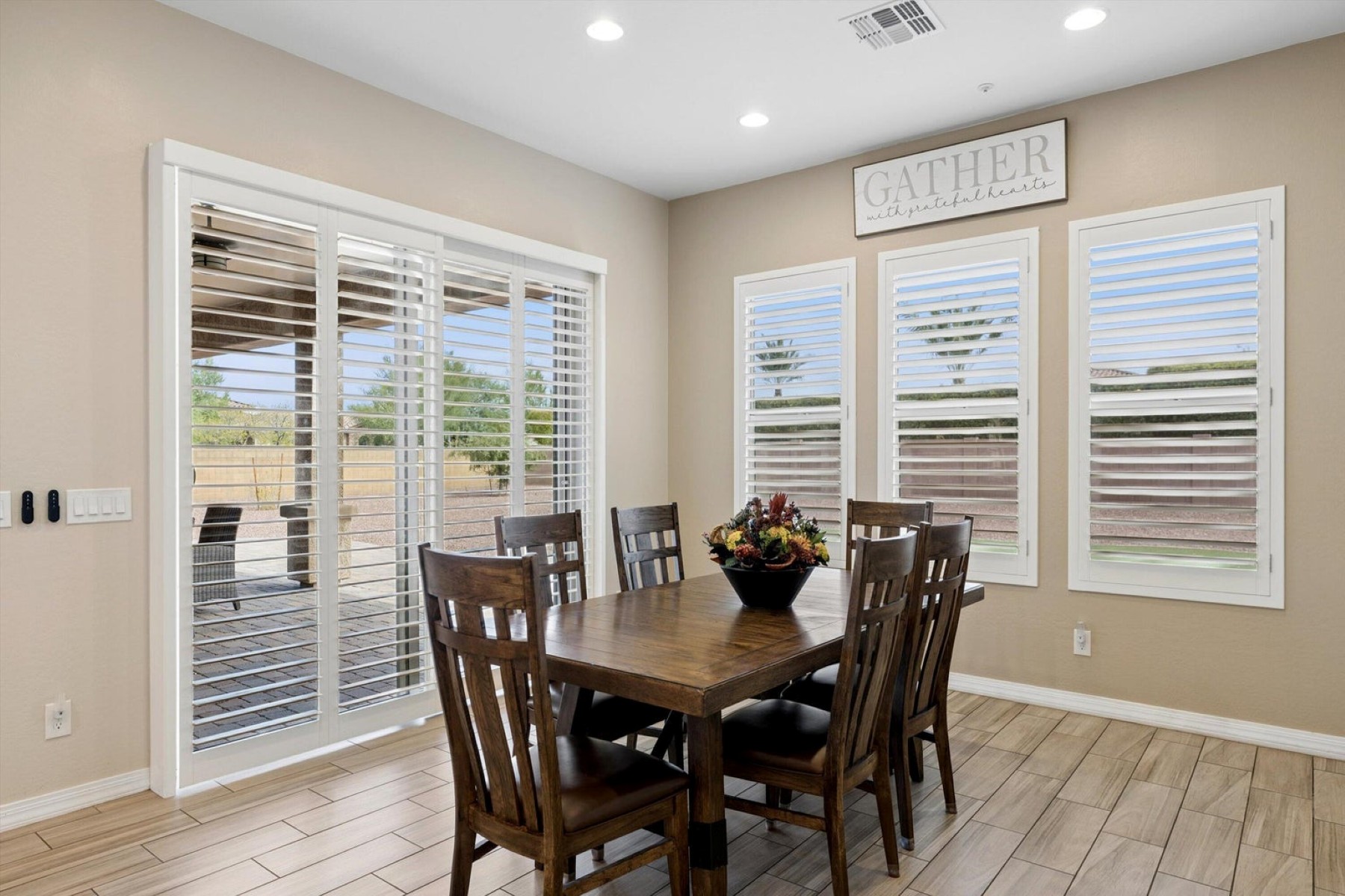  7551 W Saguaro Park Lane  Peoria, AZ - 物件實景