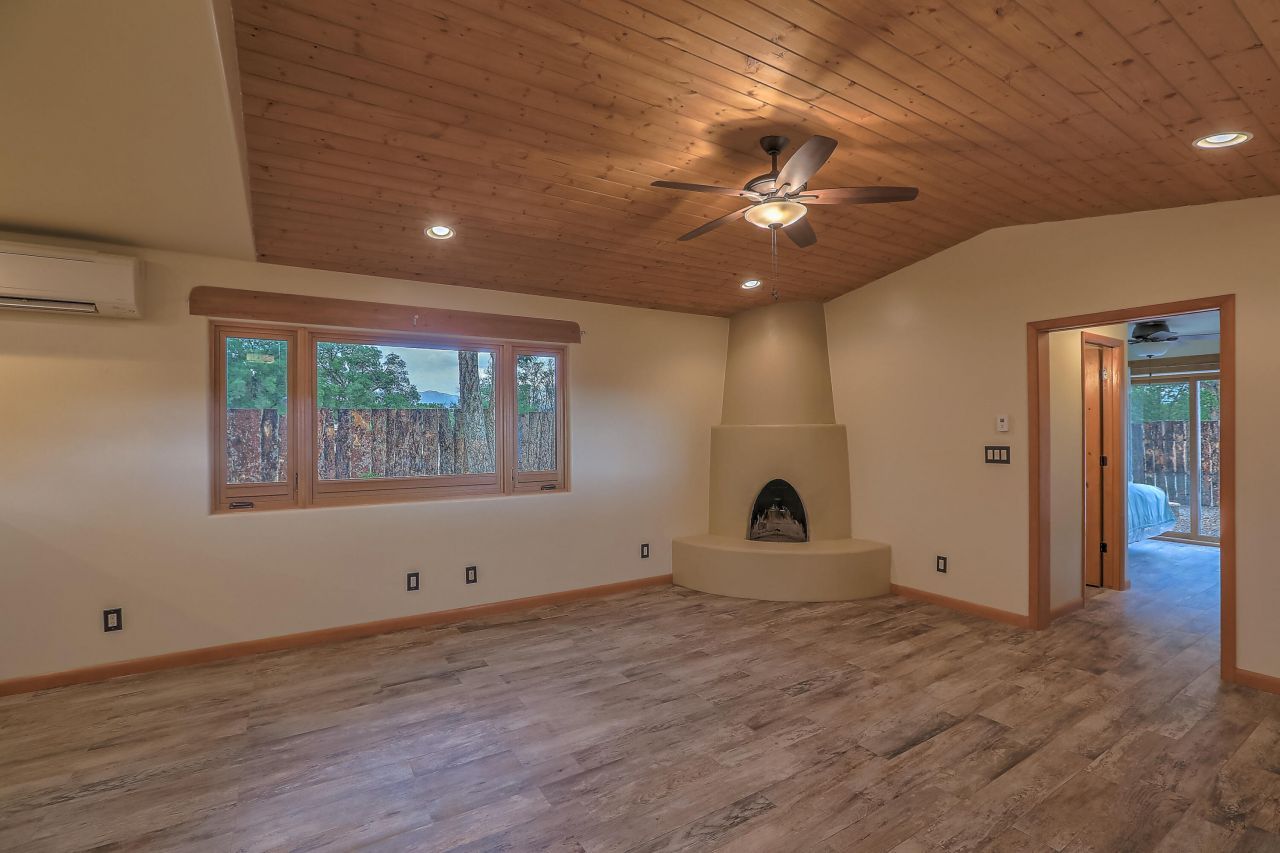 Corrales, New Mexico, 87048, United States, 2 Bedrooms Bedrooms, ,3 BathroomsBathrooms,Residential,For Sale,1838092