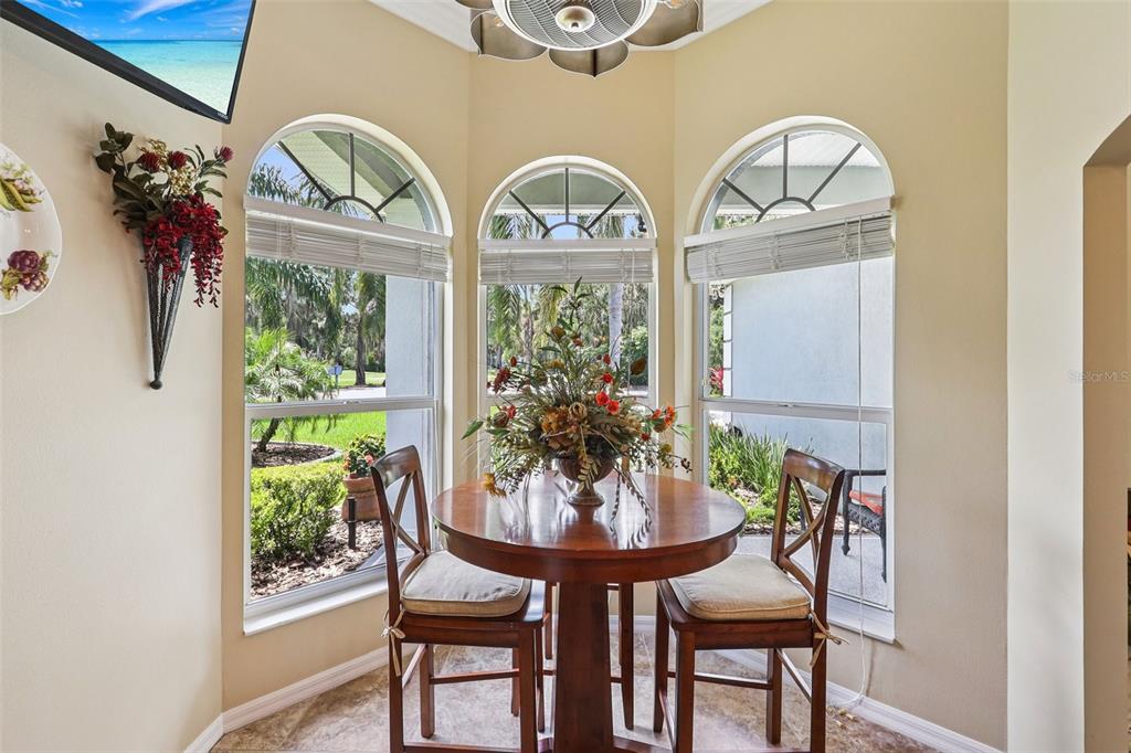 Tavares, Florida, 32778, United States, 2 Bedrooms Bedrooms, ,2 BathroomsBathrooms,Residential,For Sale,1867247