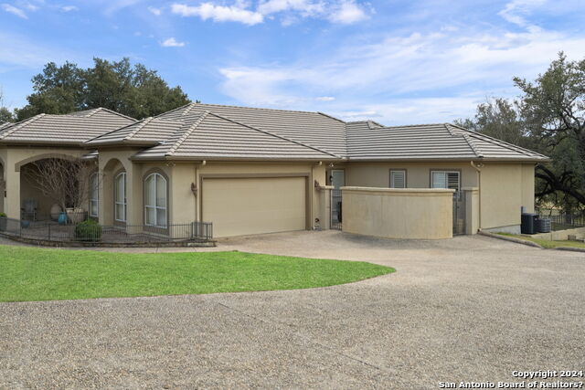104 Antelope Hill, Boerne, Texas, 78006, United States, 4 Bedrooms Bedrooms, ,5 BathroomsBathrooms,Residential,For Sale,104 Antelope Hill,1624460