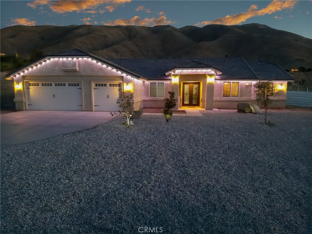 Apple Valley, California, 92308, United States, 4 Bedrooms Bedrooms, ,3 BathroomsBathrooms,Residential,For Sale,2000877