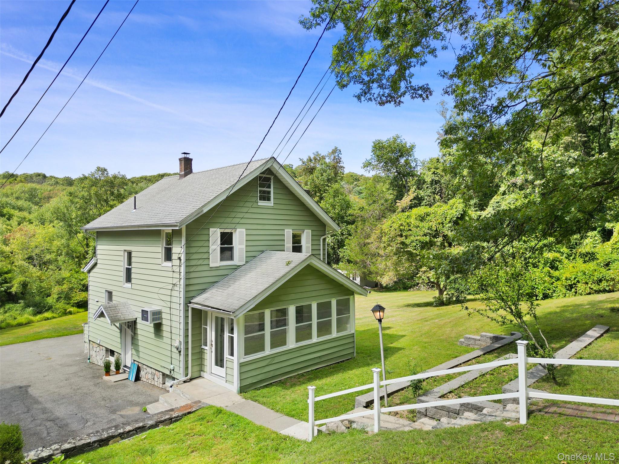 Mount Kisco, New York, 10549, United States, 3 Bedrooms Bedrooms, ,2 BathroomsBathrooms,Residential,For Sale,1948417