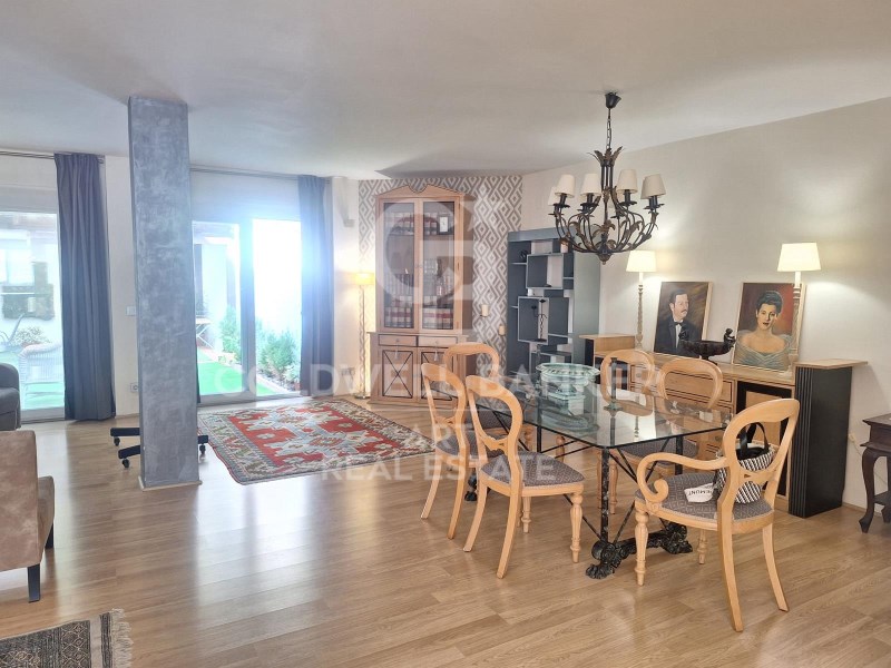 M?laga, Marbella, Nueva Andaluc?a, Los Naranjos M?, Marbella, Andalusia, ES, 4 Bedrooms Bedrooms, ,2 BathroomsBathrooms,Residential,For Sale,M?laga, Marbella, Nueva Andaluc?a, Los Naranjos M?,1621183