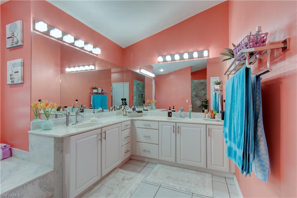 Cape Coral, Florida, 33904, United States, 3 Bedrooms Bedrooms, ,3 BathroomsBathrooms,Residential,For Sale,1996794