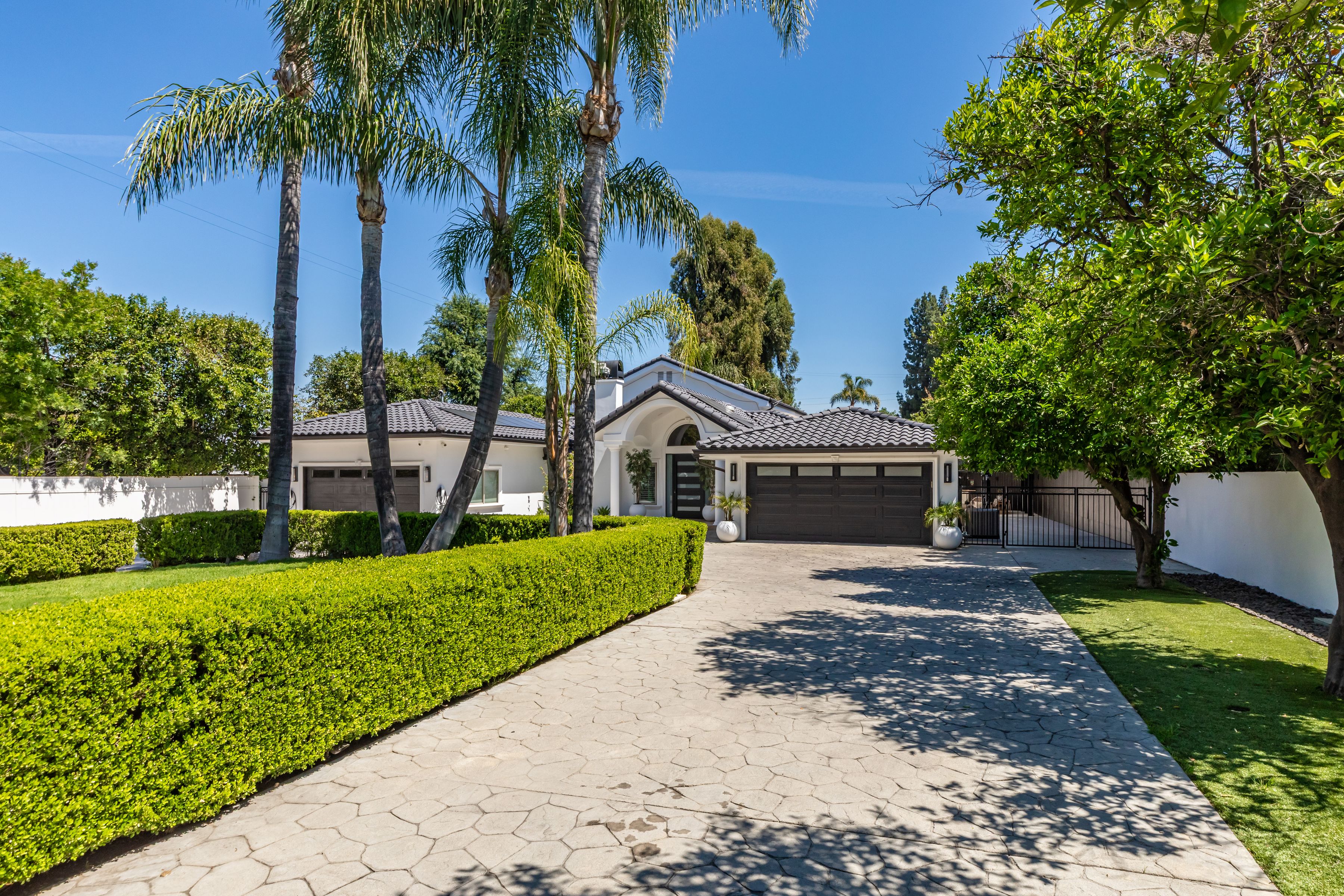  Thoughtfully Reimagined Tarzana Estate - 物件實景
