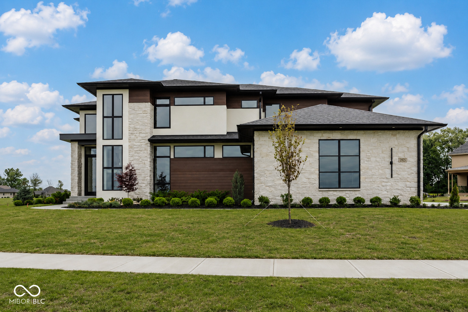 Bargersville, Indiana, 46106, United States, 4 Bedrooms Bedrooms, ,4 BathroomsBathrooms,Residential,For Sale,2047962