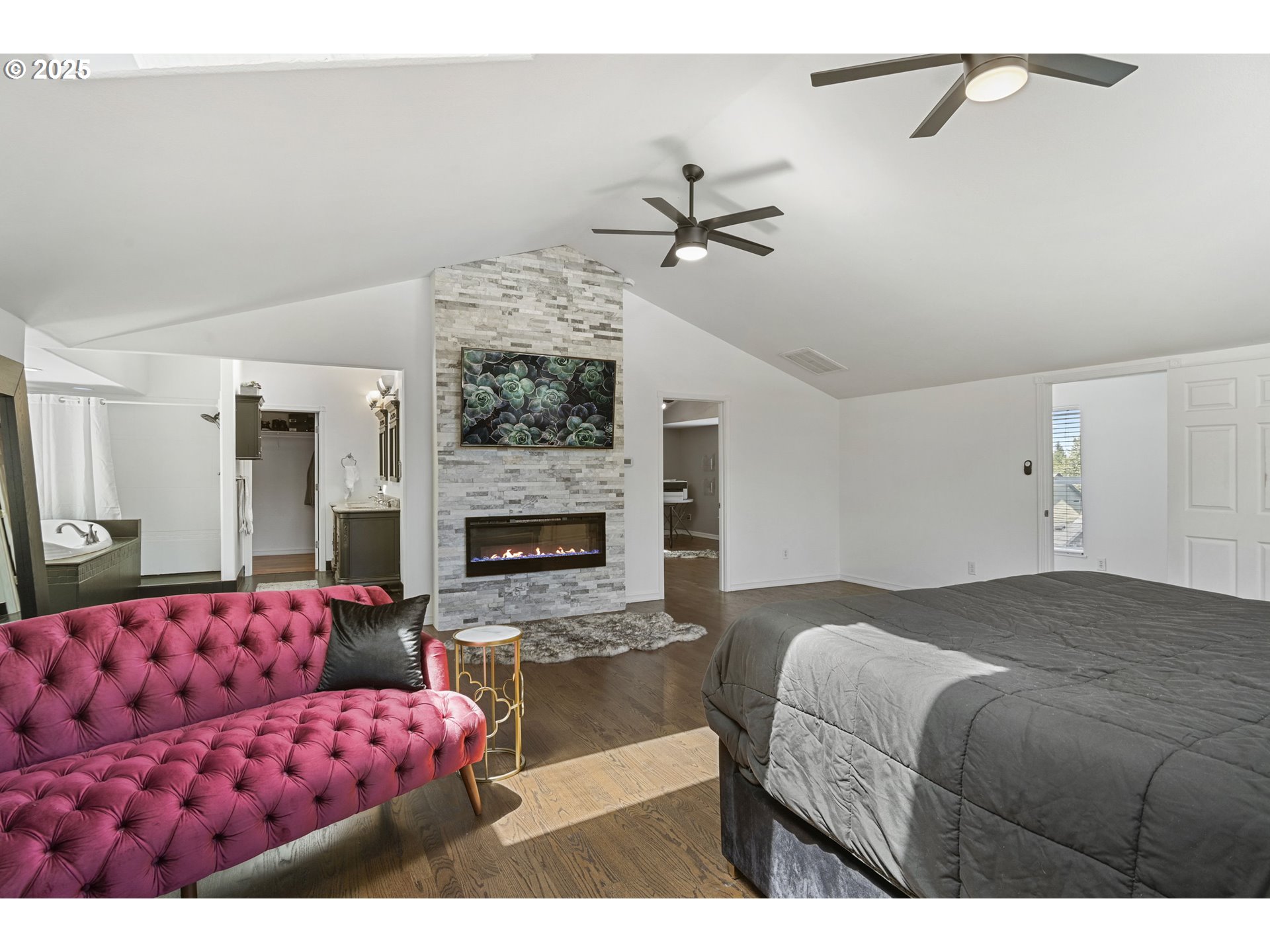 Vancouver, Washington, 98686, United States, 6 Bedrooms Bedrooms, ,3 BathroomsBathrooms,Residential,For Sale,1989368