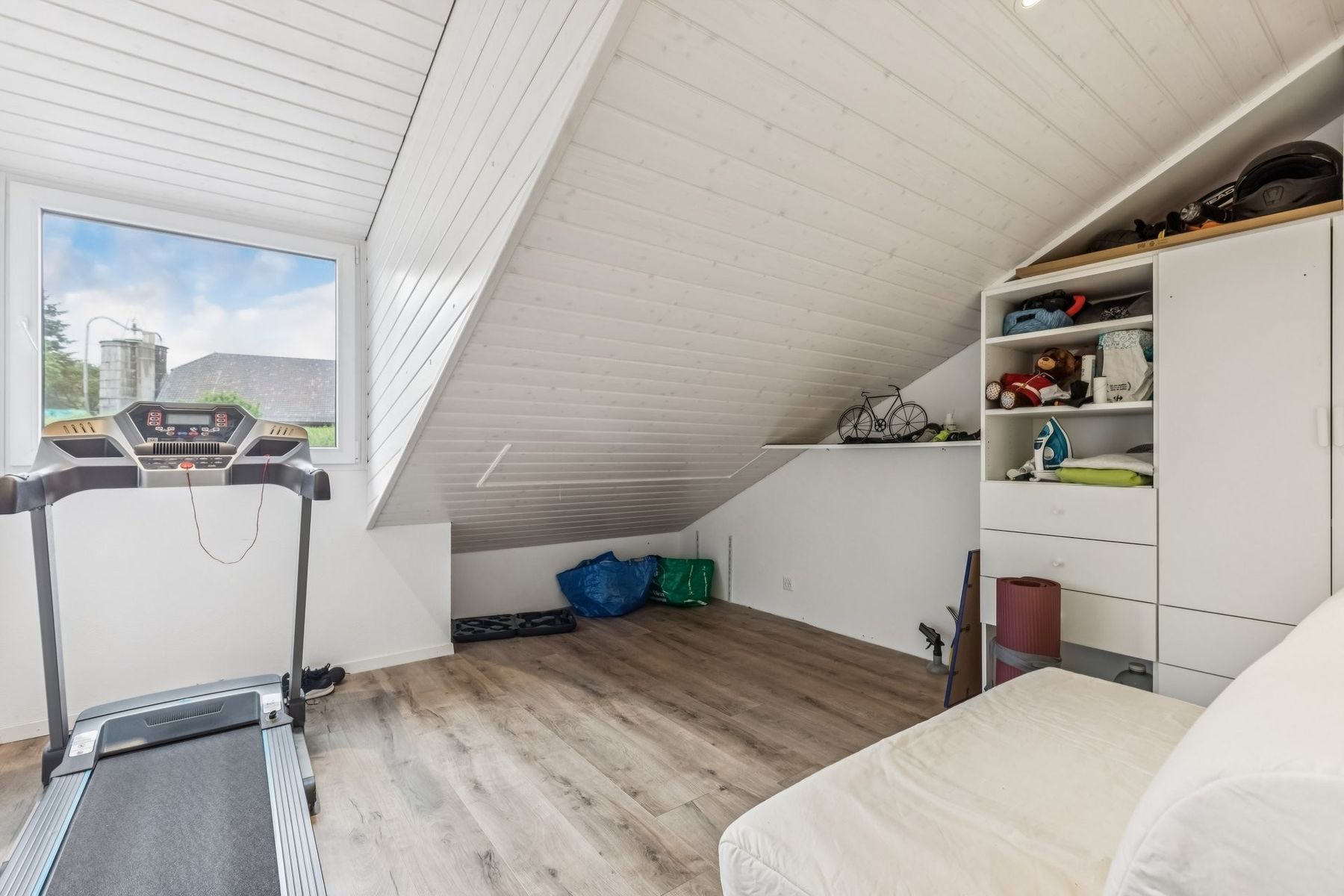  Attractive, spacious duplex apartment - 物件實景