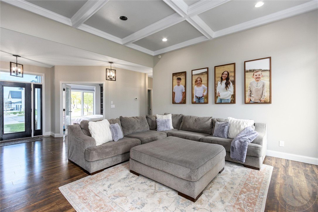 Billings, Montana, 59106, United States, 5 Bedrooms Bedrooms, ,3 BathroomsBathrooms,Residential,For Sale,1921857