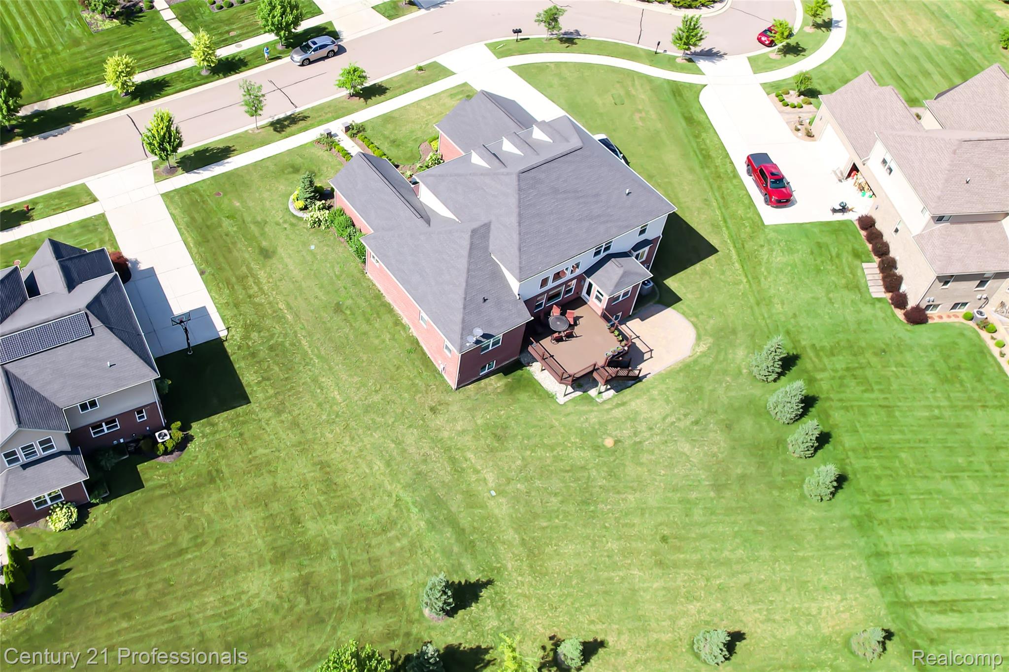 Canton, Michigan, 48187, United States, 5 Bedrooms Bedrooms, ,6 BathroomsBathrooms,Residential,For Sale,1908049