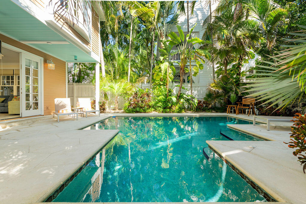 KEY WEST, Florida, 33040, United States, 5 Bedrooms Bedrooms, ,4 BathroomsBathrooms,Residential,For Sale,1847145