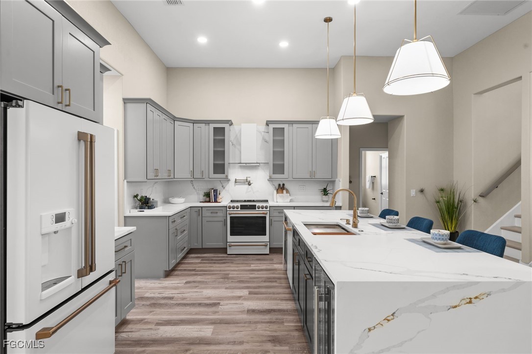 Cape Coral, Florida, 33914, United States, 4 Bedrooms Bedrooms, ,5 BathroomsBathrooms,Residential,For Sale,1978180