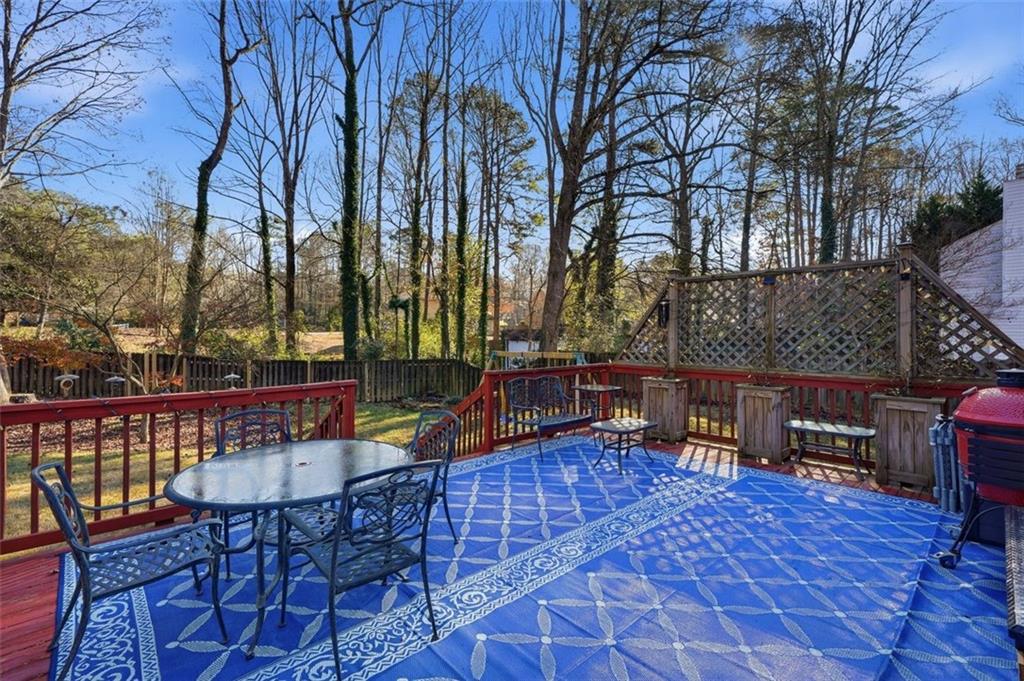 Roswell, Georgia, 30076, United States, 3 Bedrooms Bedrooms, ,2 BathroomsBathrooms,Residential,For Sale,2002041