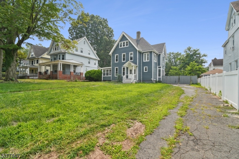 City Of Orange Twp., New Jersey, 07050, United States, 4 Bedrooms Bedrooms, ,5 BathroomsBathrooms,Residential,For Sale,1916773