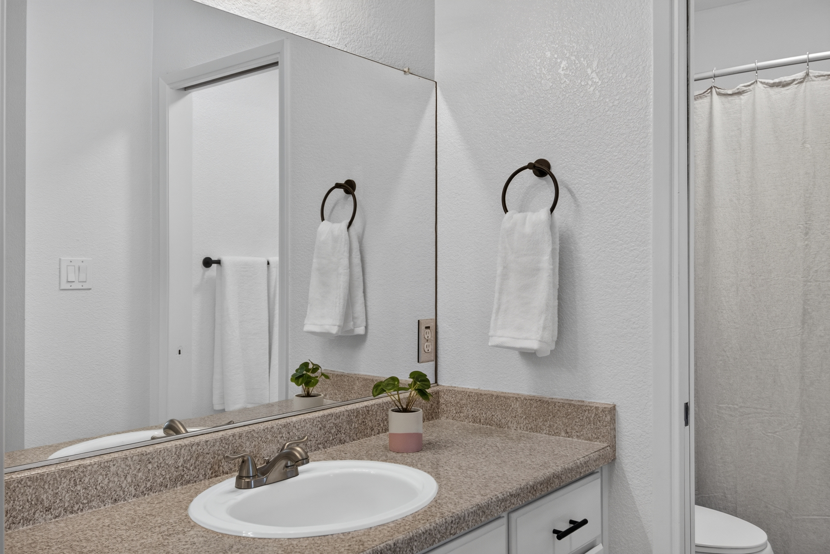  4748 67th Street, Sacramento, CA 95820 - 物件實景