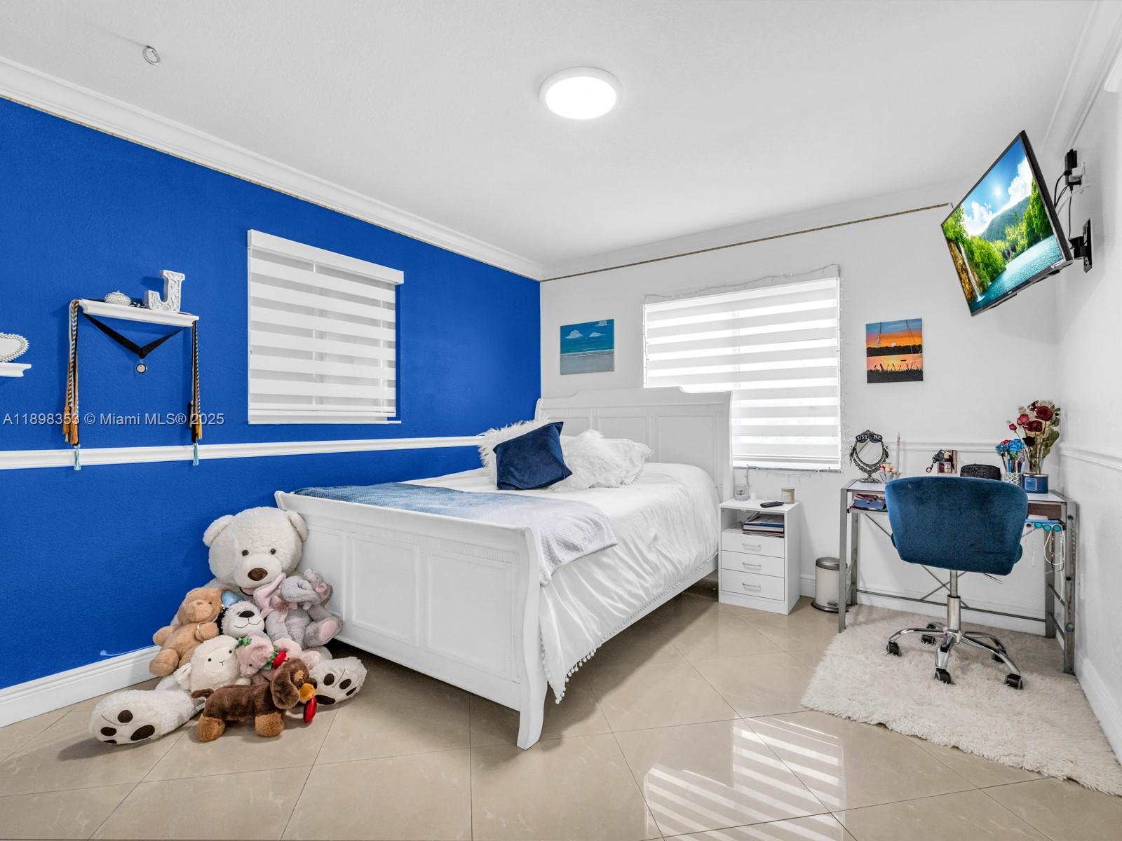 Miami, Florida, 33175, United States, 4 Bedrooms Bedrooms, ,2 BathroomsBathrooms,Residential,For Sale,1979447