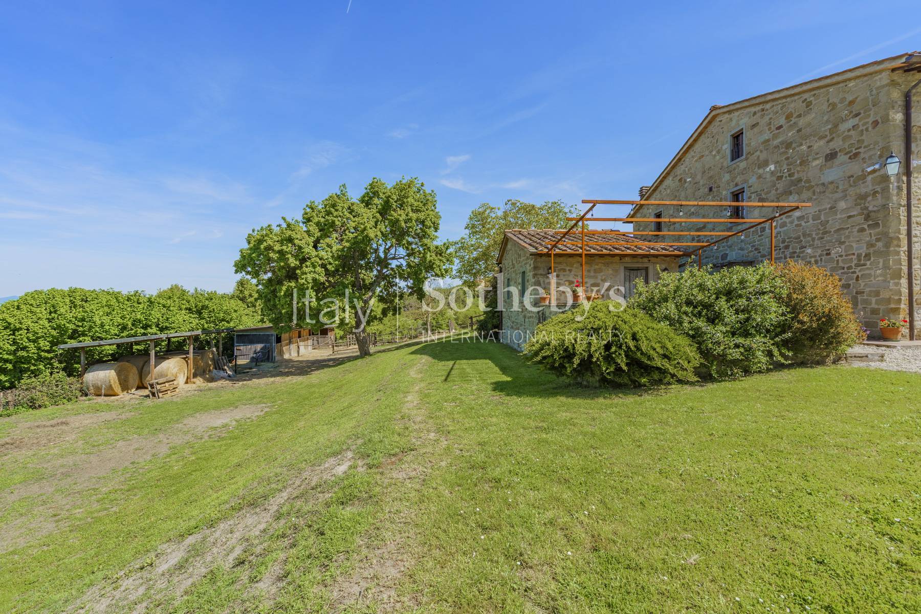  Renovated farmhouse in the Mugello countryside - 物件實景