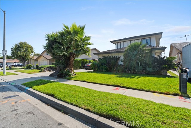 Lynwood, California, 90262, United States, 4 Bedrooms Bedrooms, ,2 BathroomsBathrooms,Residential,For Sale,1974139