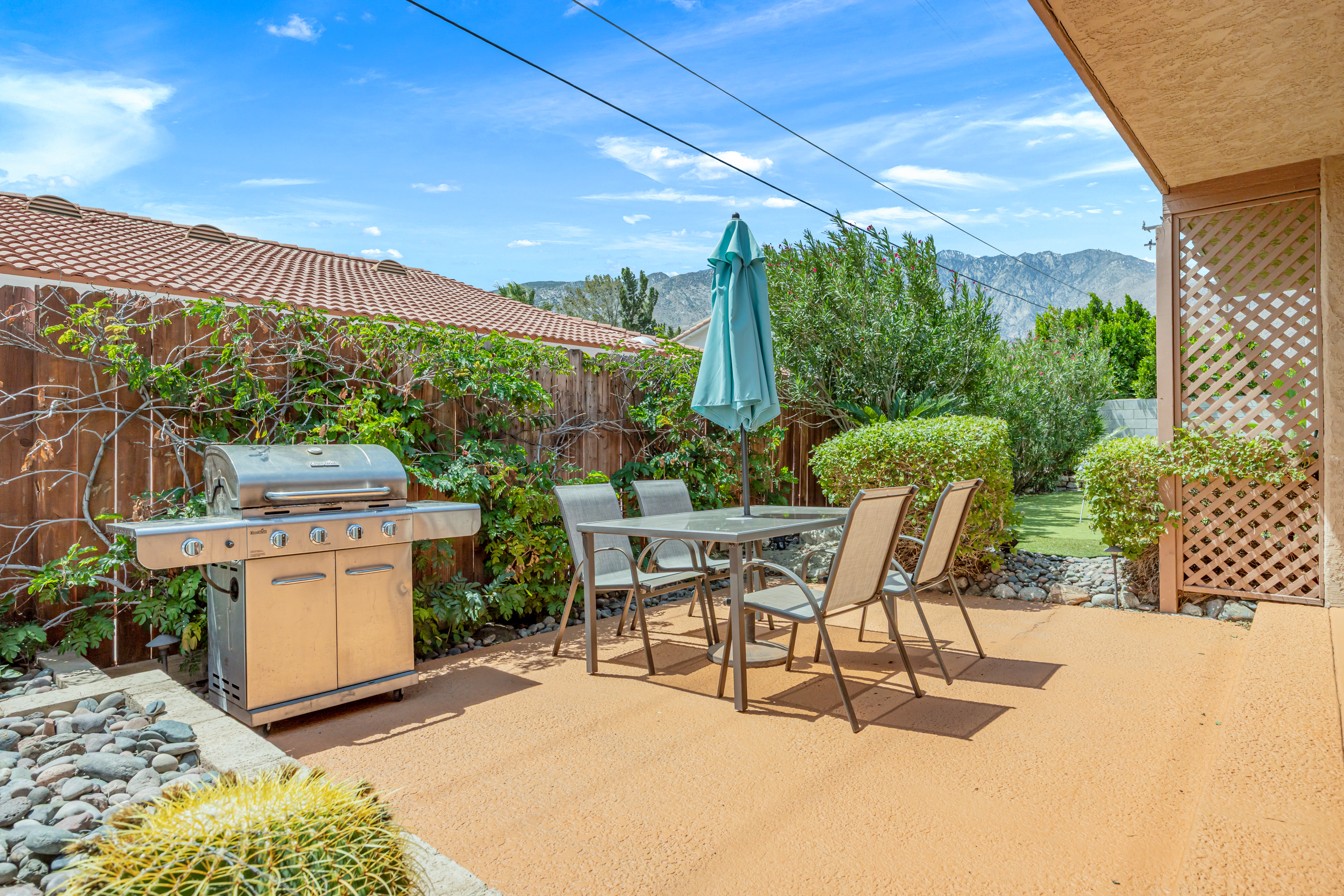  377 Cabrillo Road, Palm Springs, CA 92262 - 物件實景