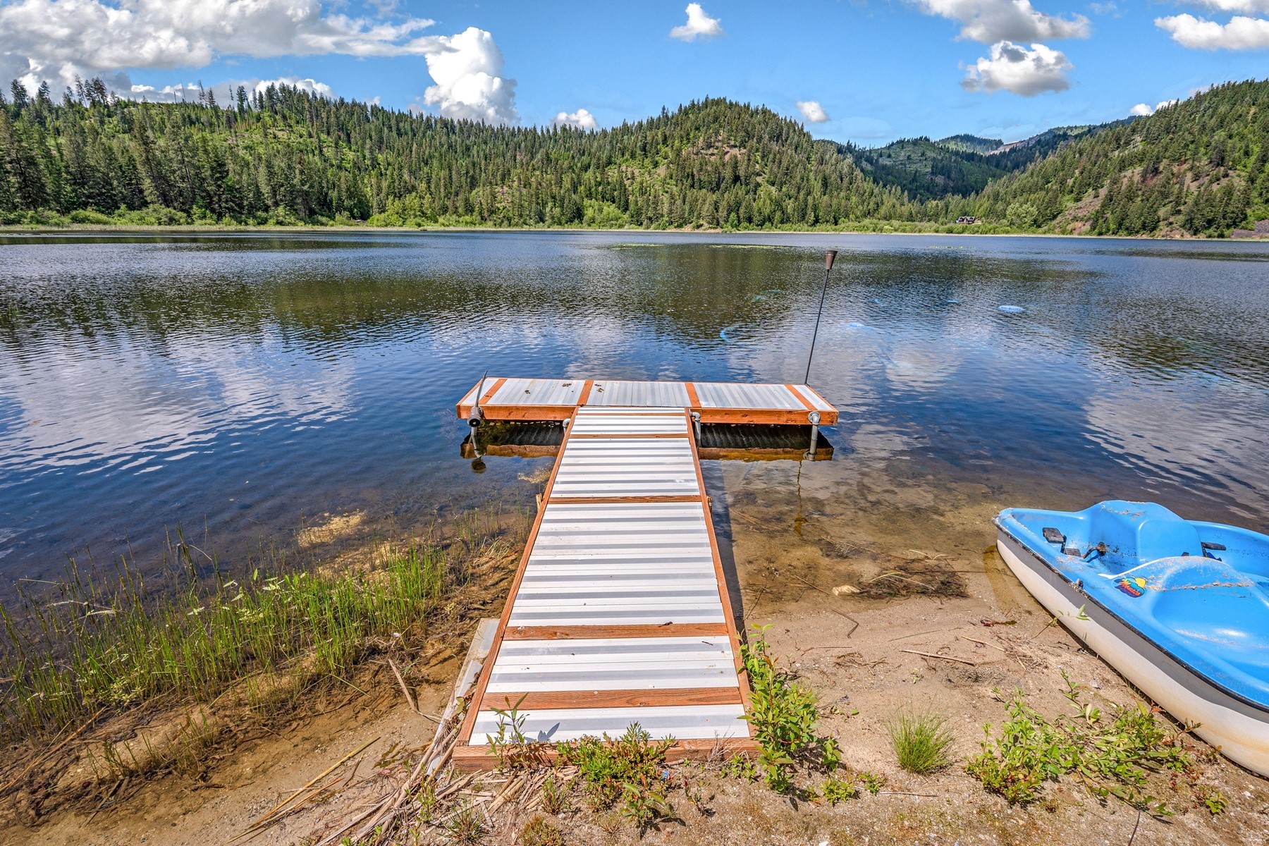  Lake Retreat on Private Acreage - 物件實景