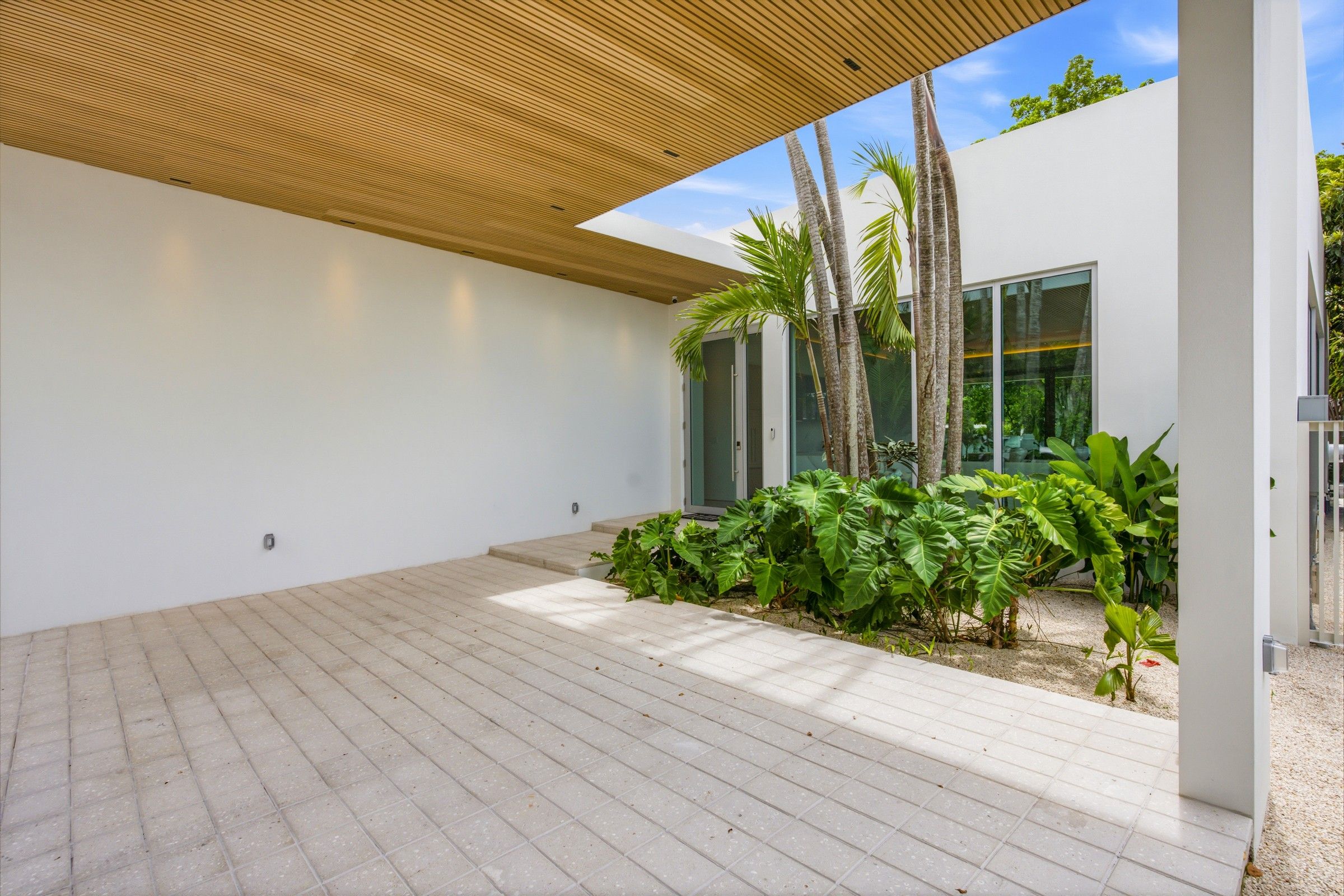  188 Cherokee St, Miami Springs, FL, 33166 - 物件實景