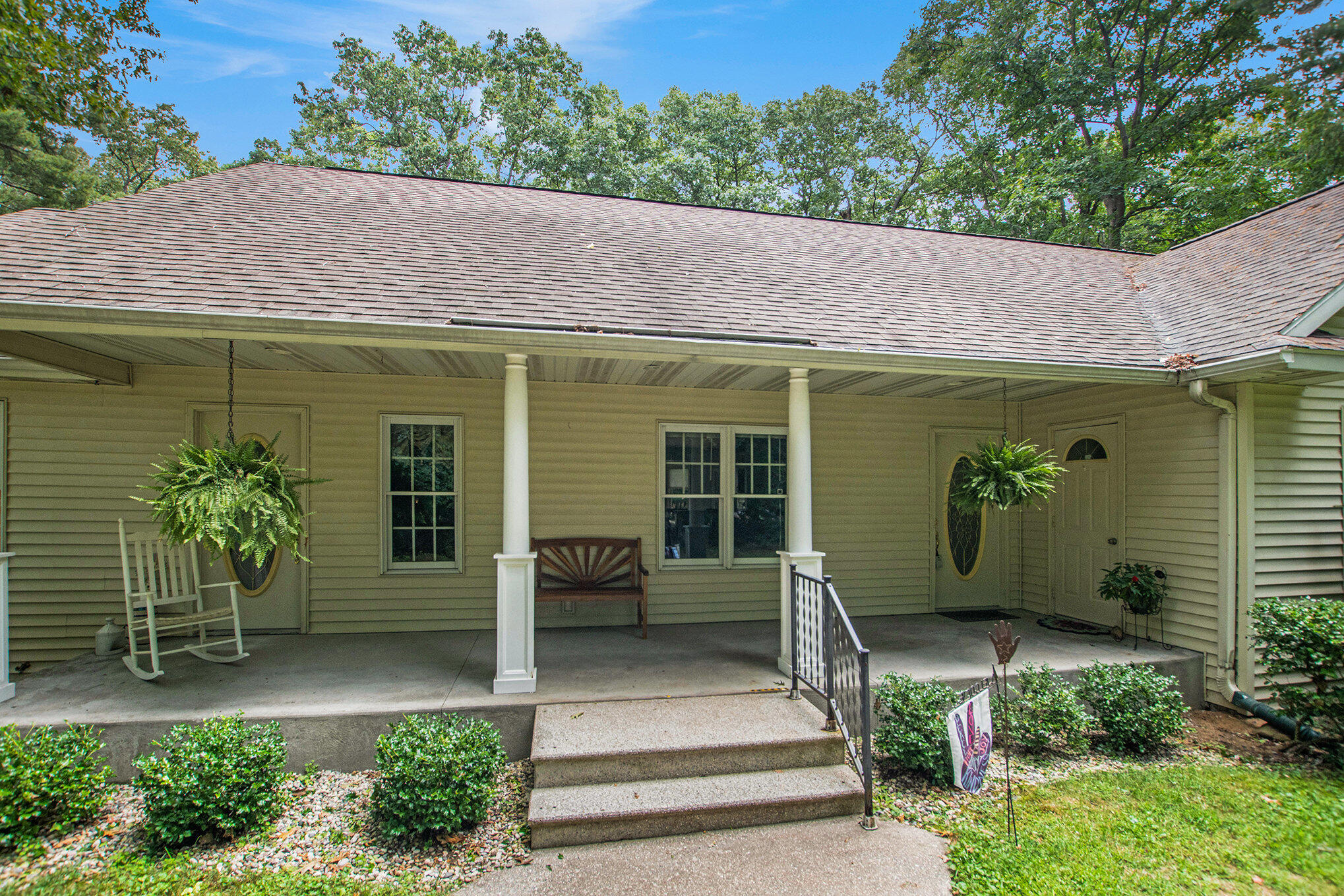 Grand Haven, Michigan, 49417, United States, 5 Bedrooms Bedrooms, ,5 BathroomsBathrooms,Residential,For Sale,1940332