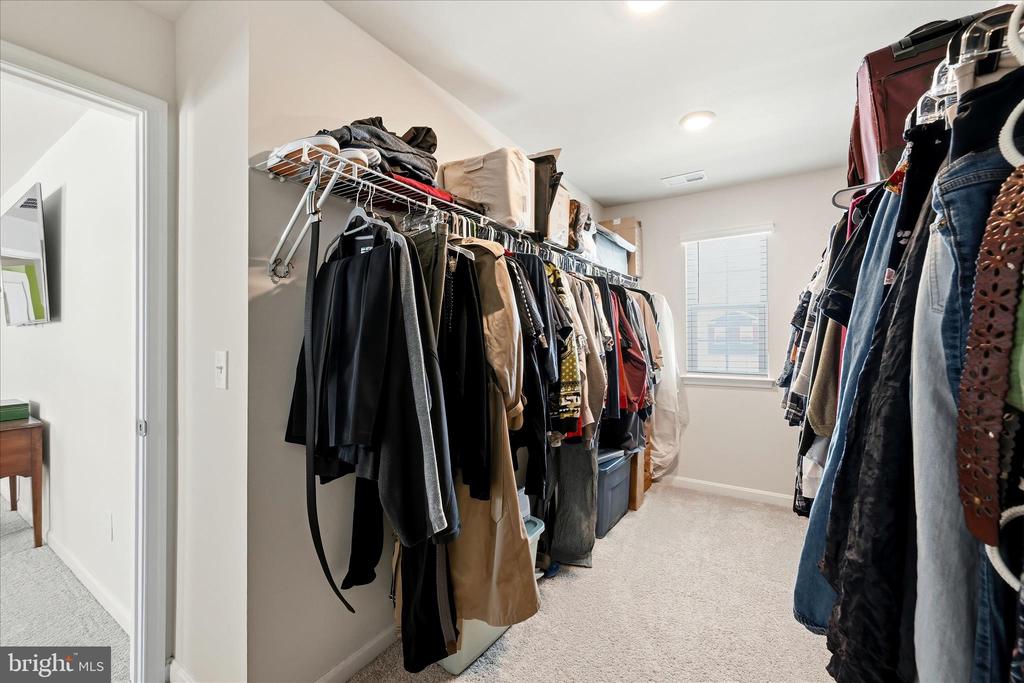 Berryville, Virginia, 22611, United States, 4 Bedrooms Bedrooms, ,3 BathroomsBathrooms,Residential,For Sale,2015067