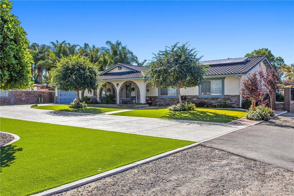 Nuevo, California, 92567, United States, 3 Bedrooms Bedrooms, ,2 BathroomsBathrooms,Residential,For Sale,1987094