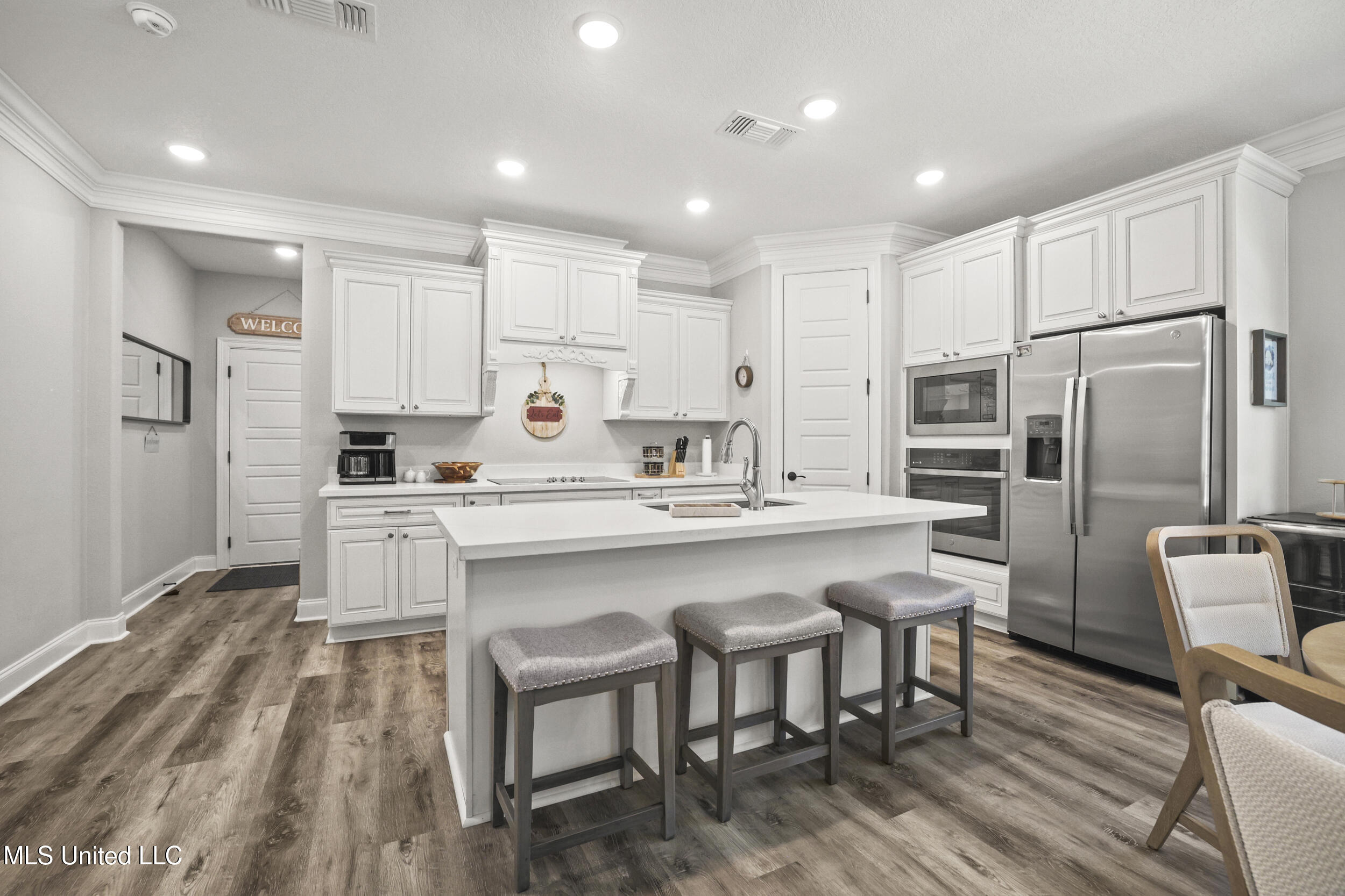 Biloxi, Mississippi, 39531, United States, 3 Bedrooms Bedrooms, ,3 BathroomsBathrooms,Residential,For Sale,1906978