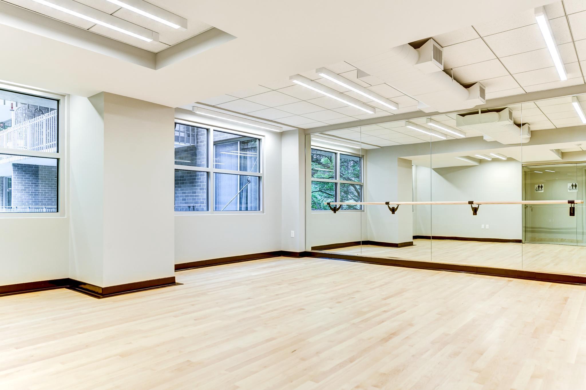  4100 Cathedral Avenue NW, Washington, DC, 20016 - 物件實景