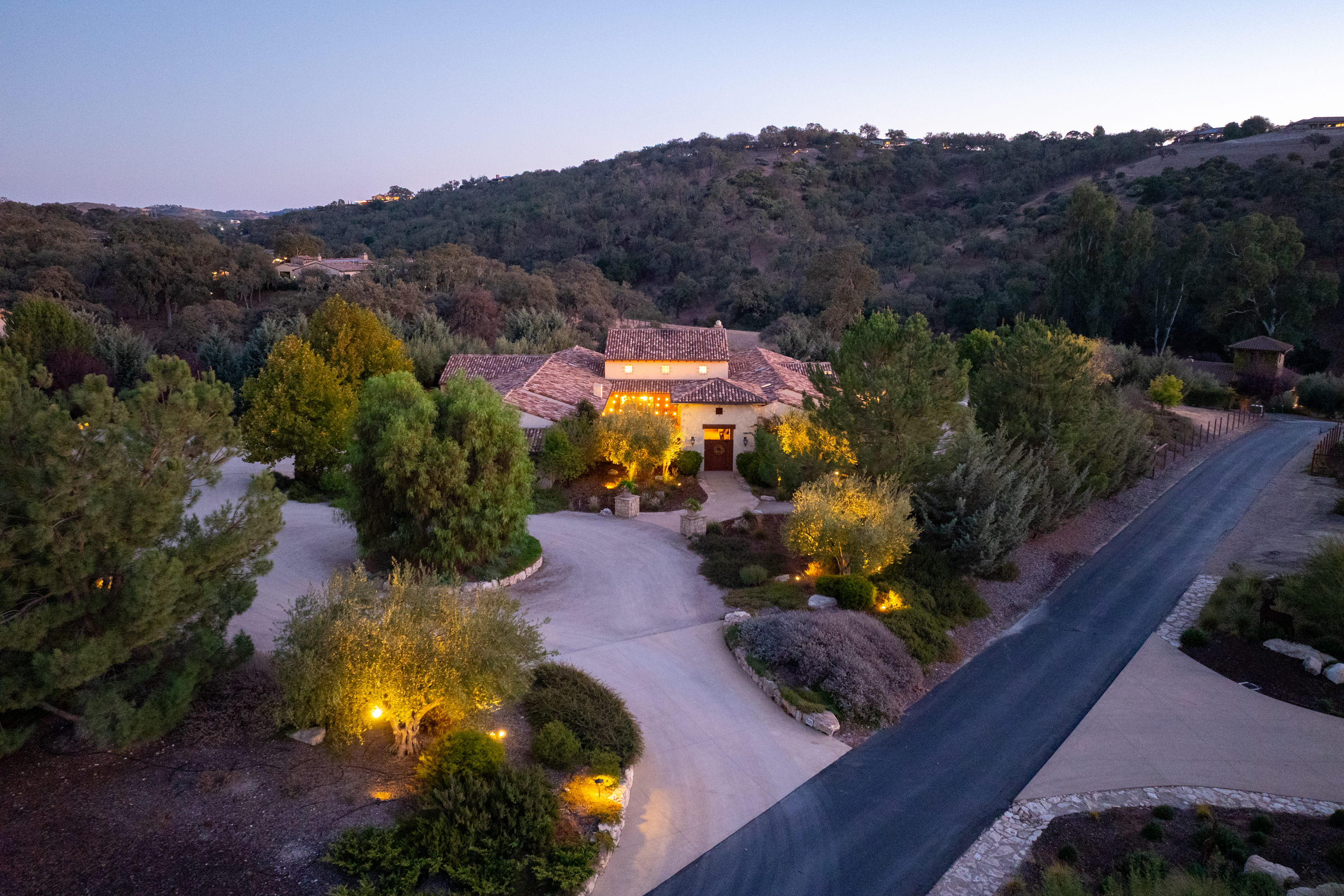 2325 Warm Springs Lane - 物件實景