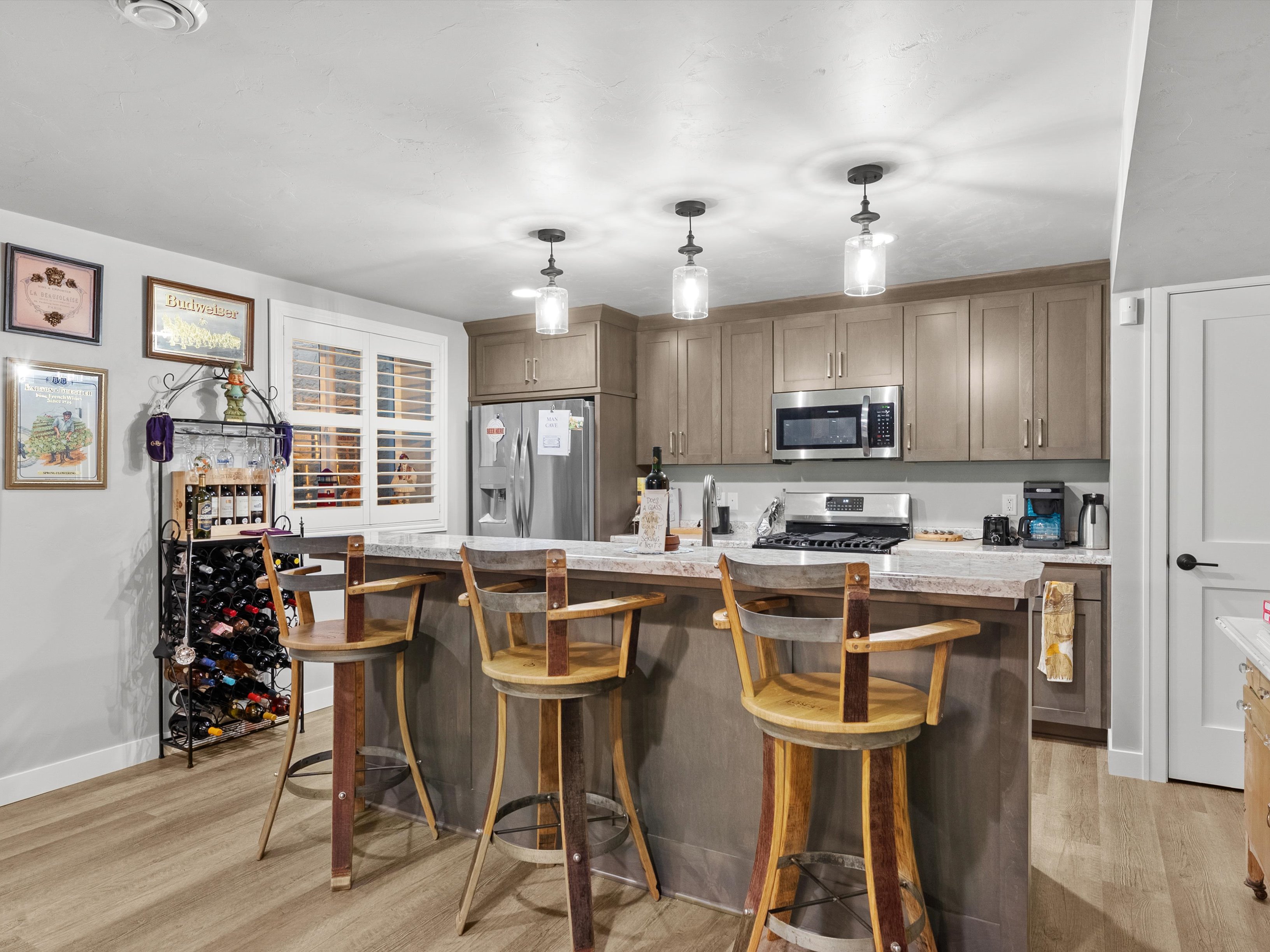 Green Bay, Wisconsin, 54313, United States, 4 Bedrooms Bedrooms, ,4 BathroomsBathrooms,Residential,For Sale,2010361