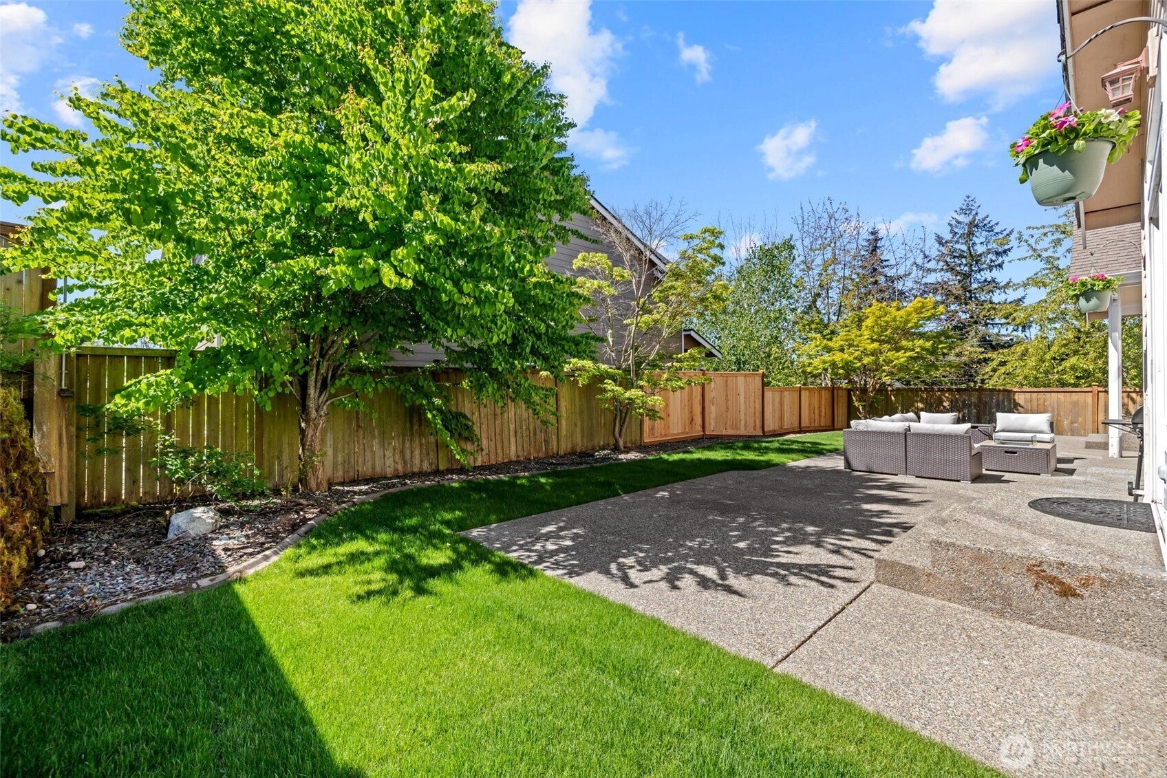Tacoma, Washington, 98422, United States, 3 Bedrooms Bedrooms, ,3 BathroomsBathrooms,Residential,For Sale,1924531