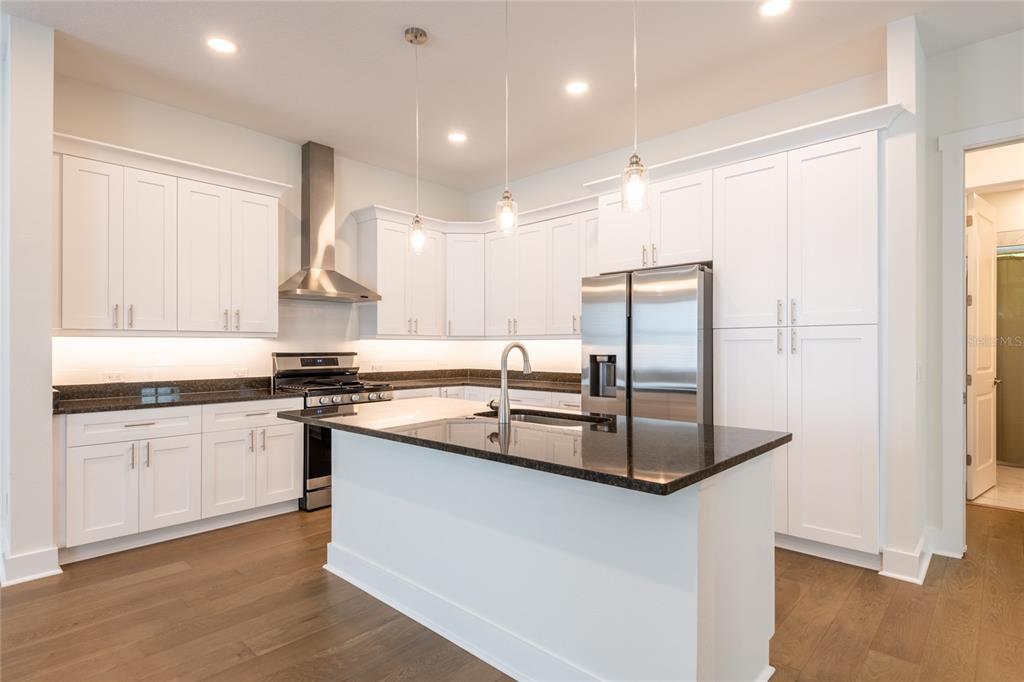 Dunedin, Florida, 34698, United States, 3 Bedrooms Bedrooms, ,3 BathroomsBathrooms,Residential,For Sale,1975288