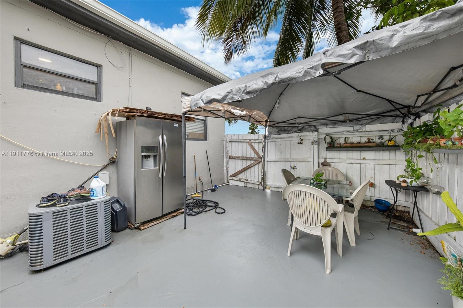 North Miami, Florida, 33168, United States, ,Residential,For Sale,1991833