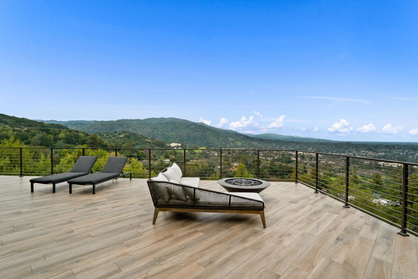 Los Gatos, California, 95030, United States, 5 Bedrooms Bedrooms, ,6 BathroomsBathrooms,Residential,For Sale,1997013