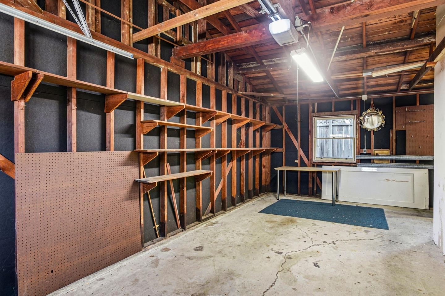 Palo Alto, California, 94303, United States, 2 Bedrooms Bedrooms, ,2 BathroomsBathrooms,Residential,For Sale,1989685