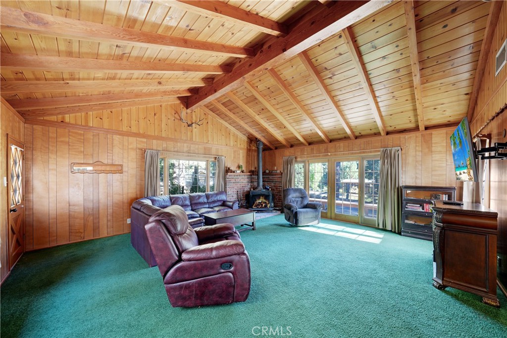 Wrightwood, California, 92397, United States, 3 Bedrooms Bedrooms, ,2 BathroomsBathrooms,Residential,For Sale,1959217