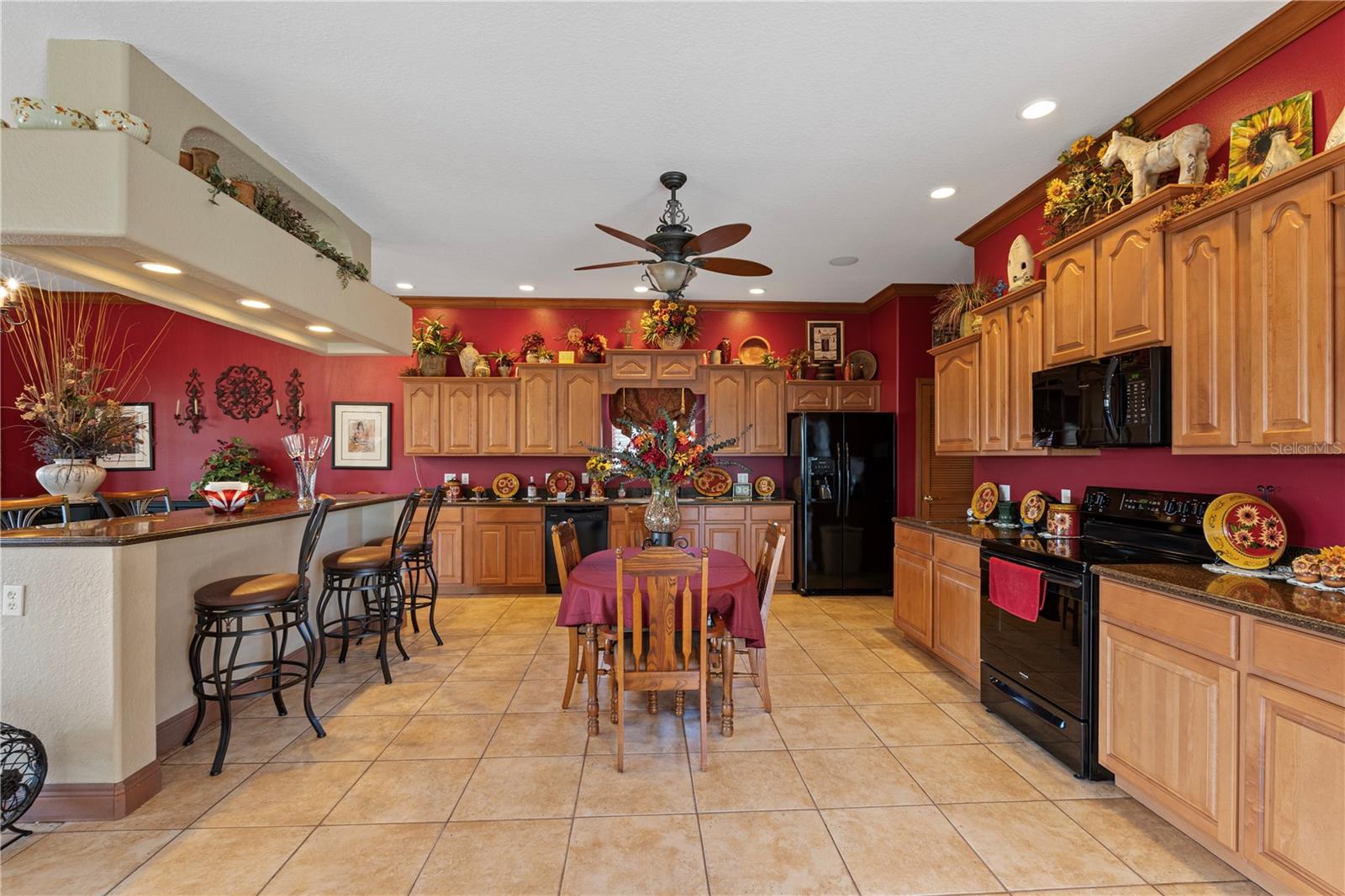WILDWOOD, Florida, 34785, United States, 3 Bedrooms Bedrooms, ,3 BathroomsBathrooms,Residential,For Sale,1804023