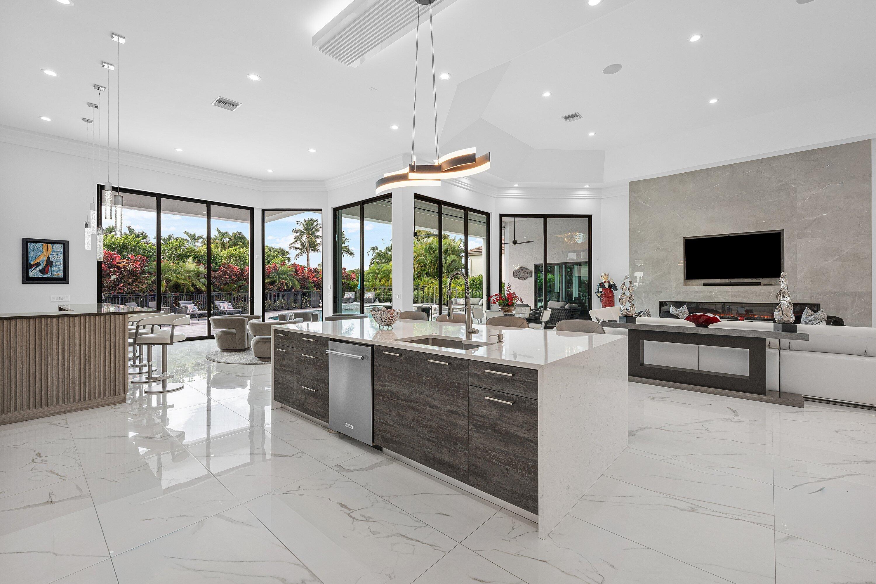 Boca Raton, Florida, 33487, United States, 5 Bedrooms Bedrooms, ,5 BathroomsBathrooms,Residential,For Sale,1995624