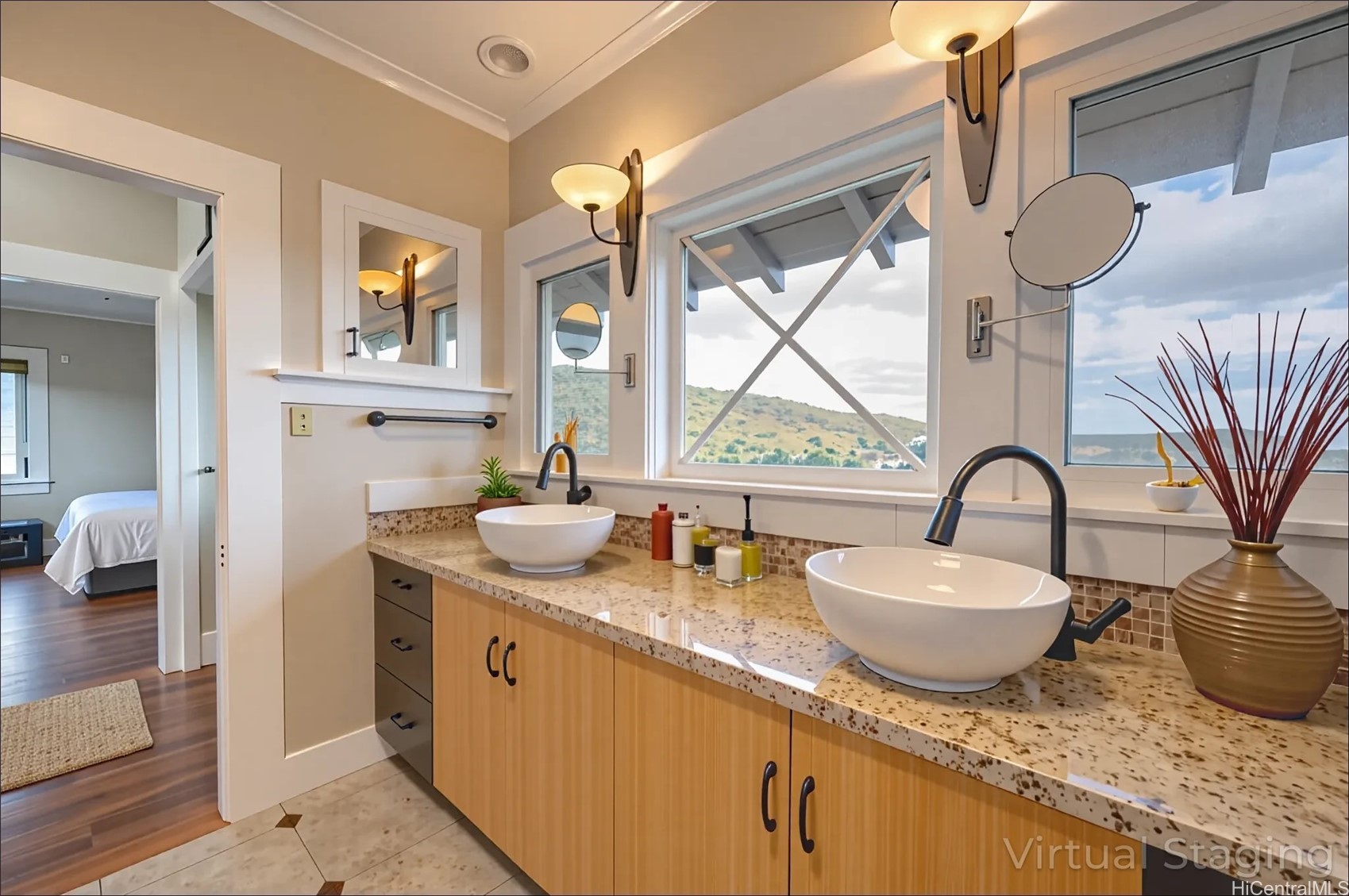 Honolulu, Hawaii, 96822, United States, 8 Bedrooms Bedrooms, ,8 BathroomsBathrooms,Residential,For Sale,1903564