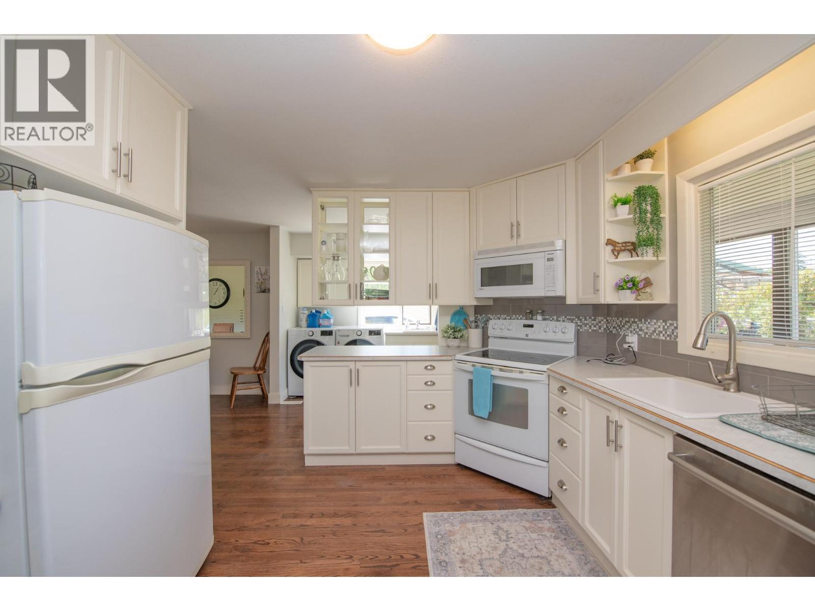 OYAMA, British Columbia, V4V 2C5, CA, 4 Bedrooms Bedrooms, ,2 BathroomsBathrooms,Residential,For Sale,1918800