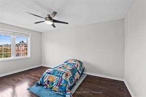 Ottawa, Ontario, K2G 5V4, CA, 3 Bedrooms Bedrooms, ,3 BathroomsBathrooms,Residential,For Sale,1966903