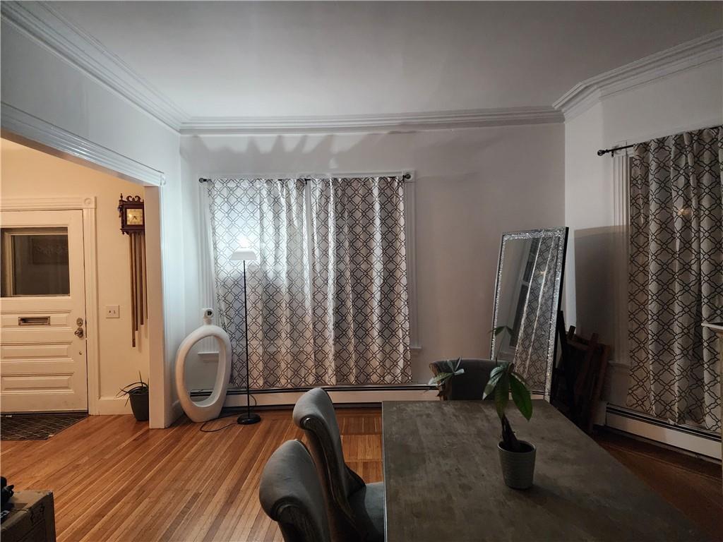 Cranston, Rhode Island, 02905, United States, 5 Bedrooms Bedrooms, ,3 BathroomsBathrooms,Residential,For Sale,1930877