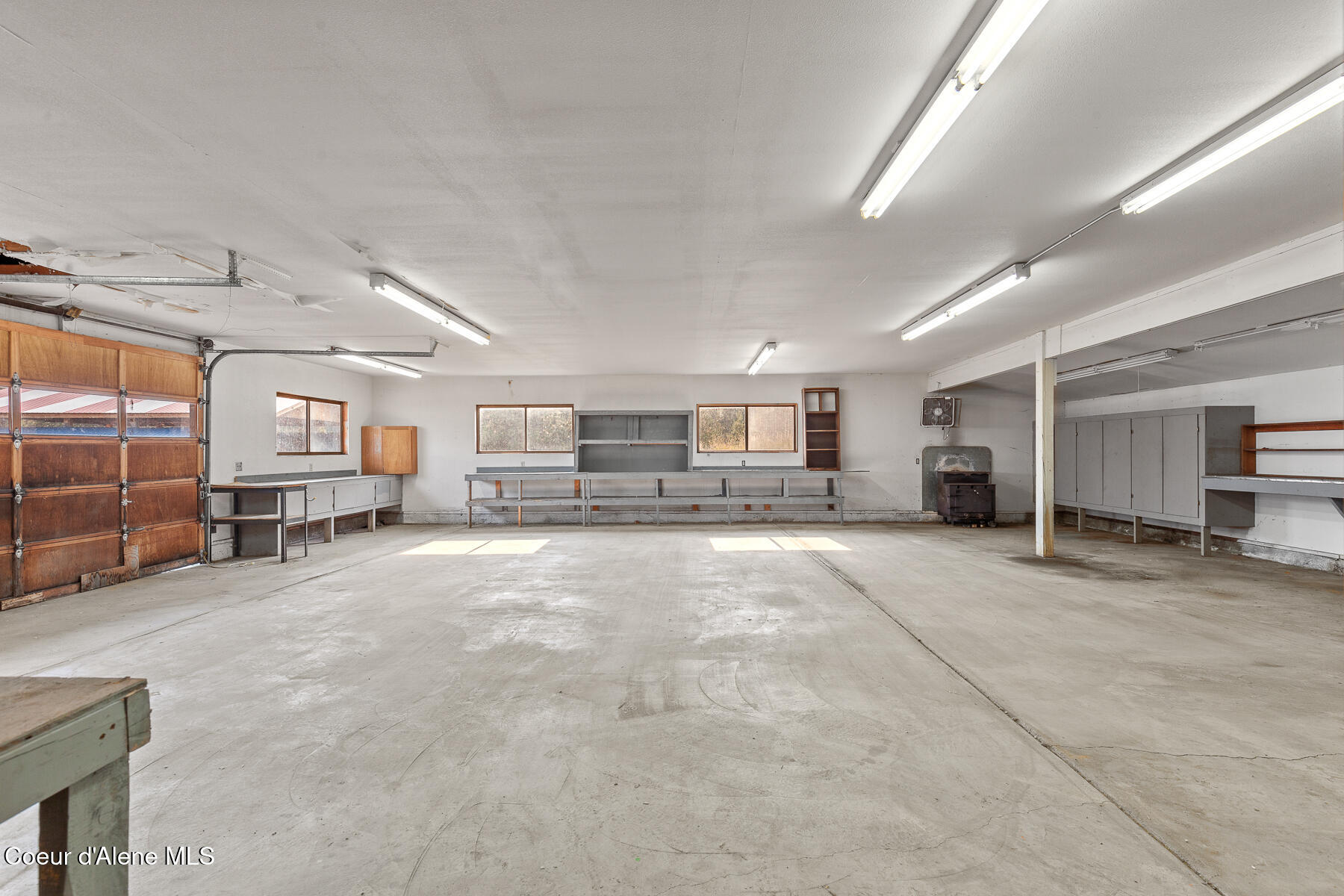 Rathdrum, Idaho, 83858, United States, 2 Bedrooms Bedrooms, ,1 BathroomBathrooms,Residential,For Sale,1981351