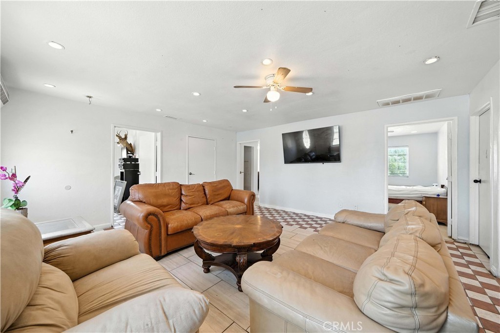 Perris, California, 92570, United States, 4 Bedrooms Bedrooms, ,2 BathroomsBathrooms,Residential,For Sale,1974911