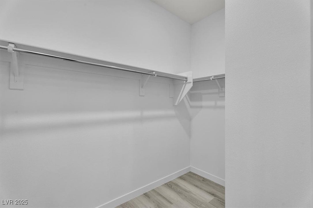 Las Vegas, Nevada, 89138, United States, 3 Bedrooms Bedrooms, ,3 BathroomsBathrooms,Residential,For Sale,1975491