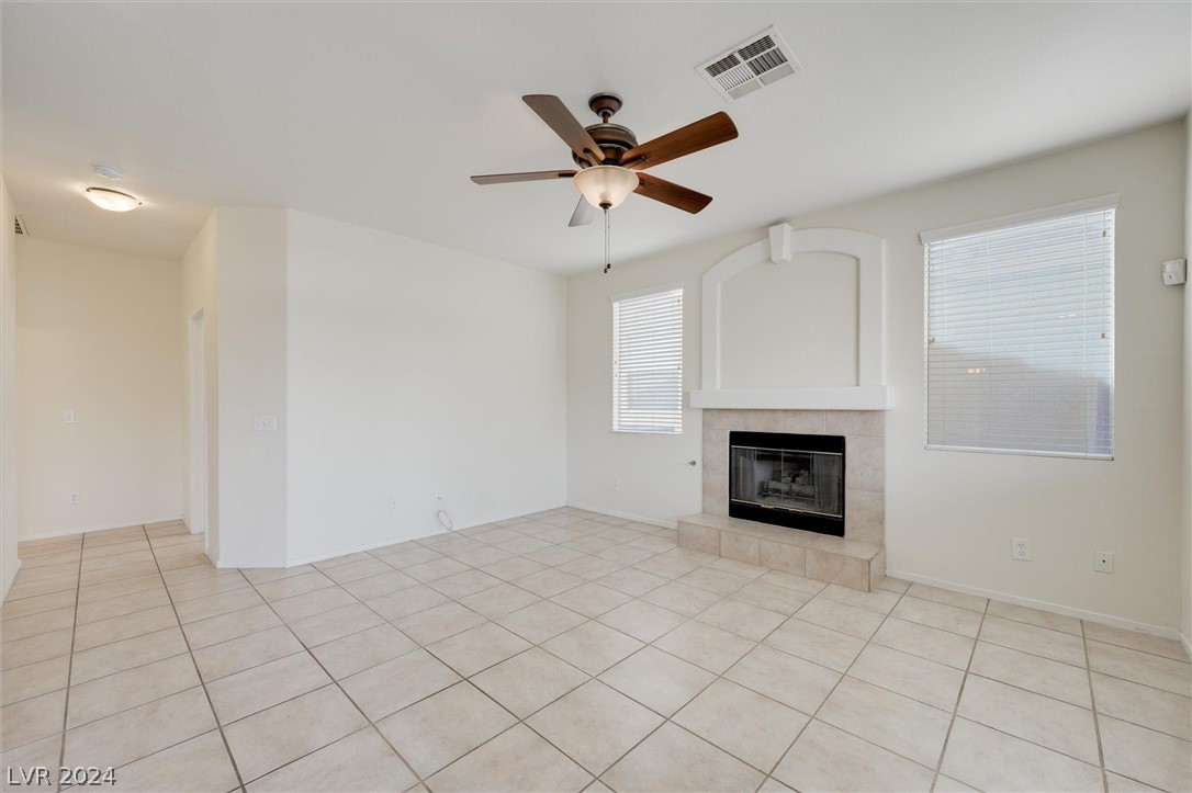 Henderson, Nevada, 89052, United States, 4 Bedrooms Bedrooms, ,2 BathroomsBathrooms,Residential,For Sale,1827915
